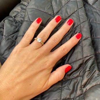 Kailua Nails - Nail Salons Near Me - Kailua, Hawaii