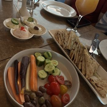 Trata On The River - Salad Near Me - Piermont, New York