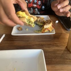 Sunn Cafe - Yesss give me a piece ! #foodenvy