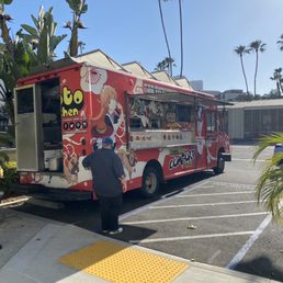 Okamoto Kitchen truck at 888 N Alameda St.