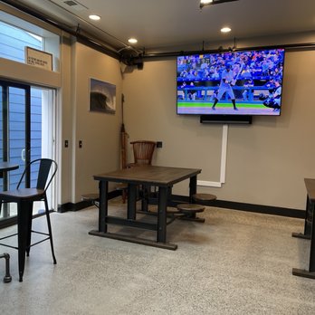 Blue Ocean Brewing - Interior - Breweries Near Me - Half Moon Bay, California