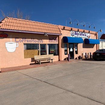 Mojo Coffee Co - the front of a coffee shop - Coffee & Tea Near Me - Winslow, Arizona