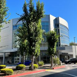 Lakeside Community Healthcare - Burbank