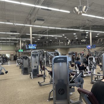 Life Time - Gyms Near Me - Pickerington, Ohio