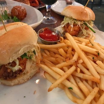 Eureka! - Fried chicken sliders - American Near Me - Bakersfield, California Eureka! - Fried chicken sliders - American Near Me - Bakersfield, California