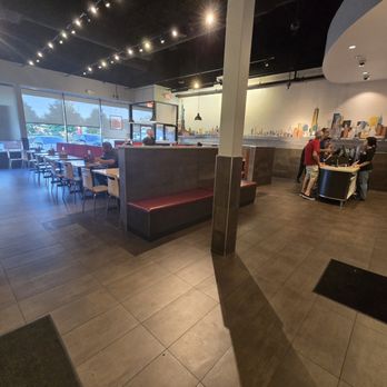 Smashburger - Inside - Burgers Near Me - Paramus, New Jersey Smashburger - Inside - Burgers Near Me - Paramus, New Jersey