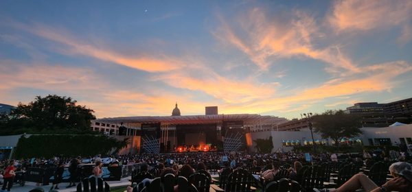 Moody Amphitheater by null