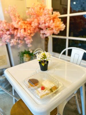 Choco Bakery & Cafe by null