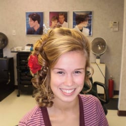 Unique Hairtique & Tanning Salon