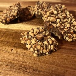 Len Libby Candies - Almond butter crunch