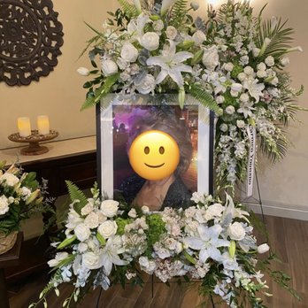 MB Floral Design - Floral picture frame - Florists Near Me - Mission Viejo, California MB Floral Design - Floral picture frame - Florists Near Me - Mission Viejo, California