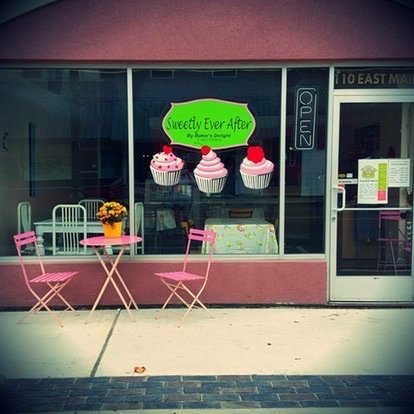 Food from Sweetly Ever After