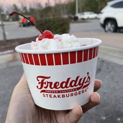 Freddy's Frozen Custard & Steakburgers - Signature Turtle Sundae