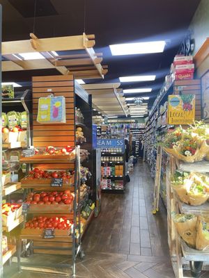 Lassens Natural Foods & Vitamins by null