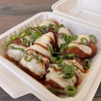 Loving Hut Redlands - Buffalo wings - Vegan Near Me - Redlands, California