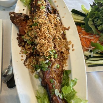 Bien Hen Restaurant - Fried catfish - Seafood Near Me - Westminster, California