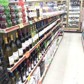 Ifm Beverage - bottles of wine in a grocery store - Beer, Wine & Spirits Near Me - Flower Mound, Texas Ifm Beverage - bottles of wine in a grocery store - Beer, Wine & Spirits Near Me - Flower Mound, Texas