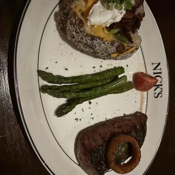 Nick's On 2nd - Petite filet mignon - New American Near Me - Long Beach, California