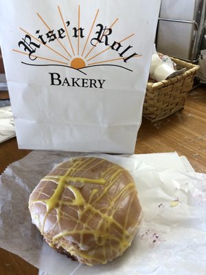 Rise'n Roll Bakery & Deli - Middlebury by null