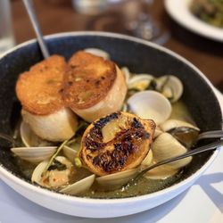 Black Trumpet Bistro - Clams appetizer