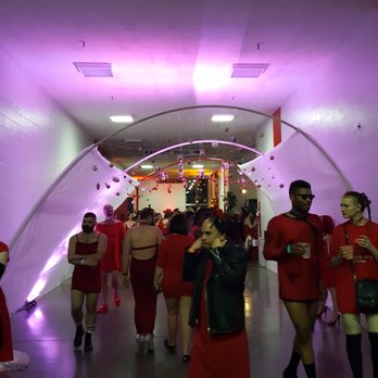 red dress pdx A few of the wonderful photos taken at the 2023 party. What a fabulous  night! #Reddresspdx #reddresspartypdx2023 #masqueRED