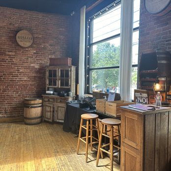 Urban Saloon - Inside - Sports Bars Near Me - Philadelphia, Pennsylvania Urban Saloon - Inside - Sports Bars Near Me - Philadelphia, Pennsylvania