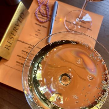Alpenglow Lounge - Wine Bars Near Me - Idyllwild, California