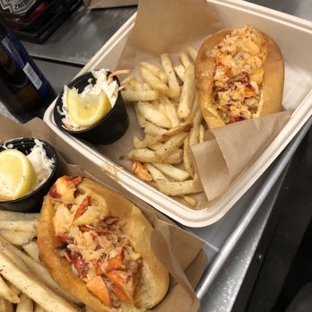Jack's Lobster Shack - Hot Lobster Rolls! - Seafood Near Me - Springfield, Massachusetts