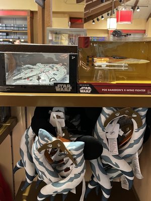 Star Wars™ Trading Post by null