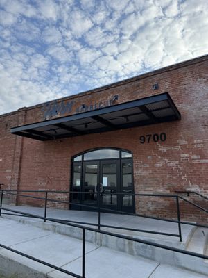 Horn Barbecue by null