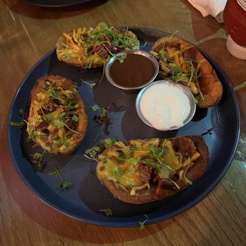 Bat 17 - Pig Skins - New American Near Me - Evanston, Illinois
