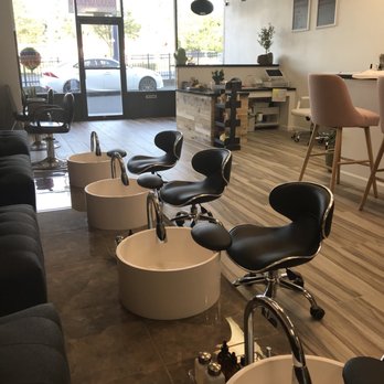 Polish'd Nail Bar - Layout - Nail Salons Near Me - Shoreline, Washington Polish'd Nail Bar - Layout - Nail Salons Near Me - Shoreline, Washington