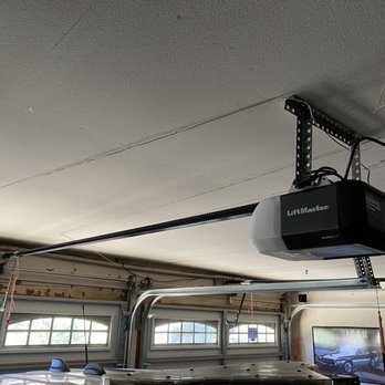 Profession-Als Garage Doors - 2 of 3 motors installed - Garage Door Services Near Me - Los Angeles, California Profession-Als Garage Doors - 2 of 3 motors installed - Garage Door Services Near Me - Los Angeles, California