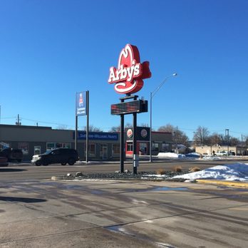 Arby's - Arby's sign on 27th Street - Fast Food Near Me - Scottsbluff, Nebraska