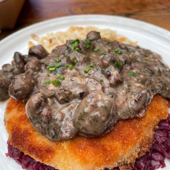 Old Stein Inn - Jagerschnitzel - German Near Me - Edgewater, Maryland Old Stein Inn - Jagerschnitzel - German Near Me - Edgewater, Maryland