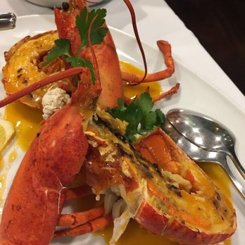 Gambamar - Food was very good and Sangria is great ! Outstanding service and very clean and nice restaurant. Must try it if you are in Porto. - Seafood Near Me - Porto, 13