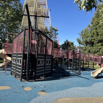 Harry Dotson Park - Parks Near Me - Stanton, California