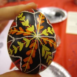 My pysanka! We made these traditional Easter eggs with wax at the workshop offered by the museum. My pysanka! We made these traditional Easter eggs with wax at the workshop offered by the museum.