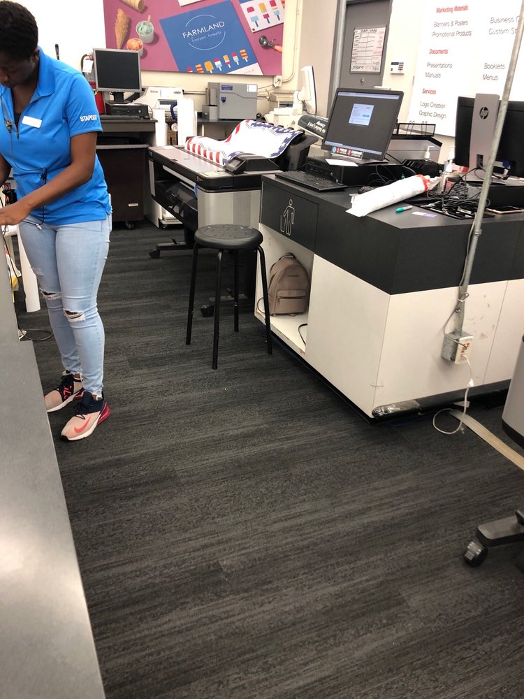 STAPLES 55 Photos & 33 Reviews 409 Gateway Dr, Brooklyn, New York