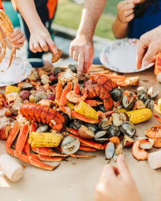 Topsail Steamer Seafood by null