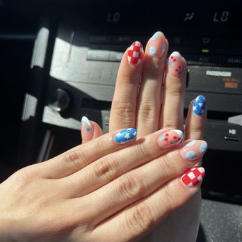 La Vie Nails & Spa - Nail Salons Near Me - Santee, California La Vie Nails & Spa - Nail Salons Near Me - Santee, California