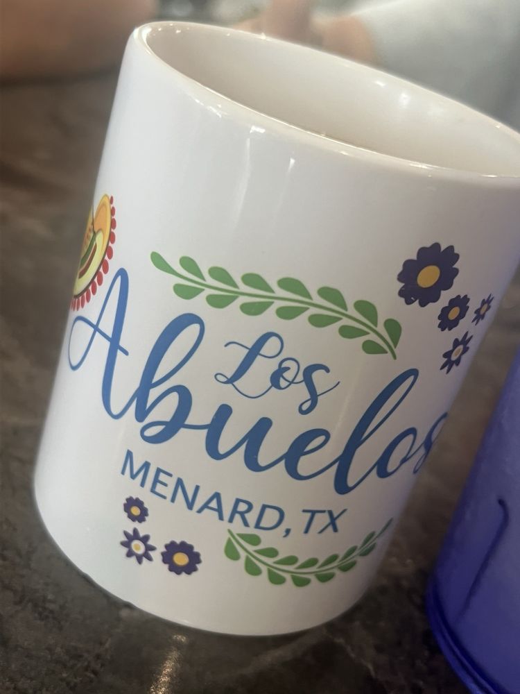 Los Abuelos