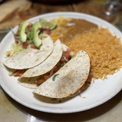 Hacienda Corona - Fish Tacos