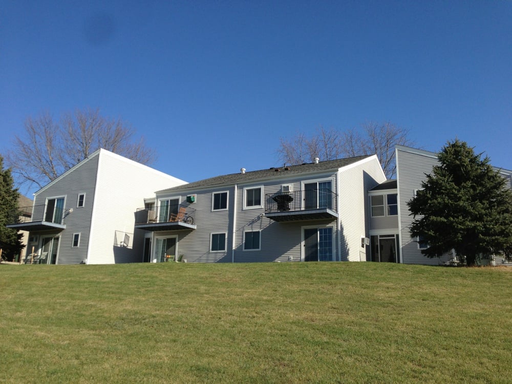 WOODBRIDGE APARTMENTS Updated August 2024 114 W 14th St, Blue Earth