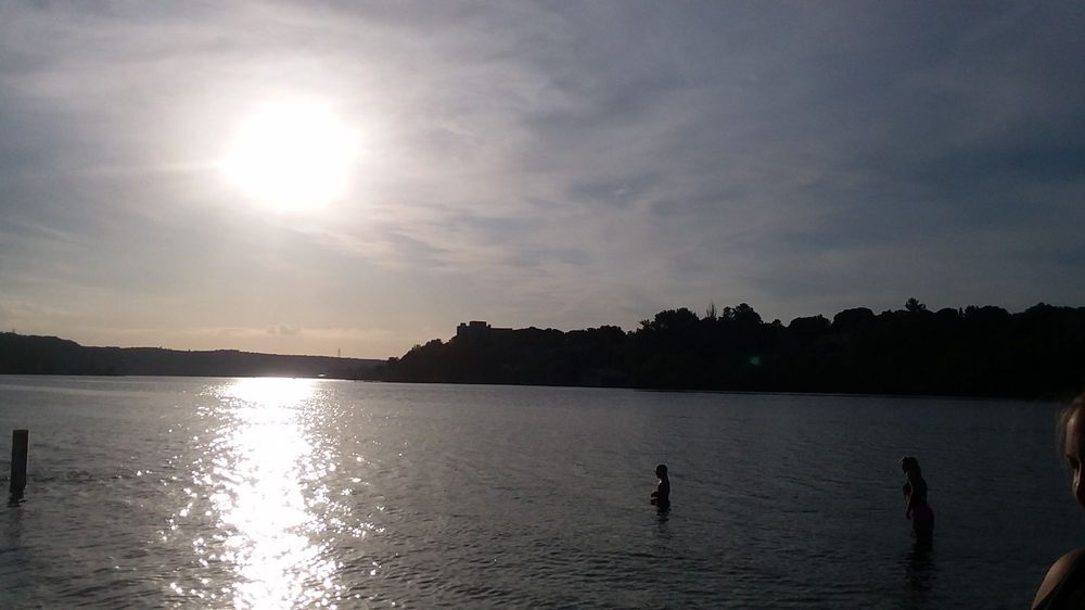 CHUTES AND LADDERS Updated August 2024 1100 W Lakeshore Dr