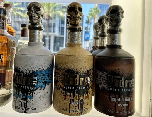 Harbor Market by null