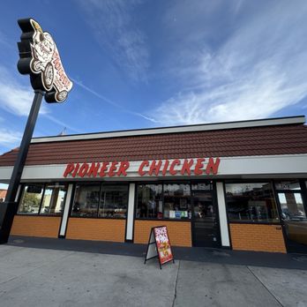 Pioneer Chicken - Full frontal exterior - Fast Food Near Me - Los Angeles, California Pioneer Chicken - Full frontal exterior - Fast Food Near Me - Los Angeles, California