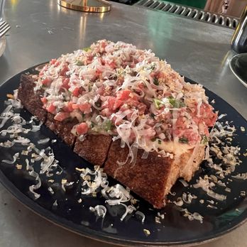 Bar Etoile - Steak Tartare - Wine Bars Near Me - Los Angeles, California Bar Etoile - Steak Tartare - Wine Bars Near Me - Los Angeles, California