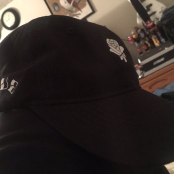 True - 'Instagrammable Dad Cap' Alert. White Rose/TRUE tat-print - Men's Clothing Near Me - San Francisco, California True - 'Instagrammable Dad Cap' Alert. White Rose/TRUE tat-print - Men's Clothing Near Me - San Francisco, California