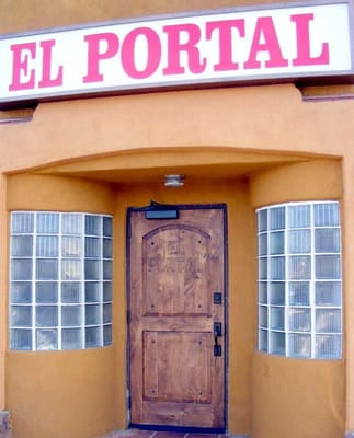 El Portal by null